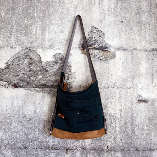 Hobo Bag/ Rucksack Tannengrün