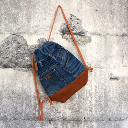 Turnbeutel blau cognac